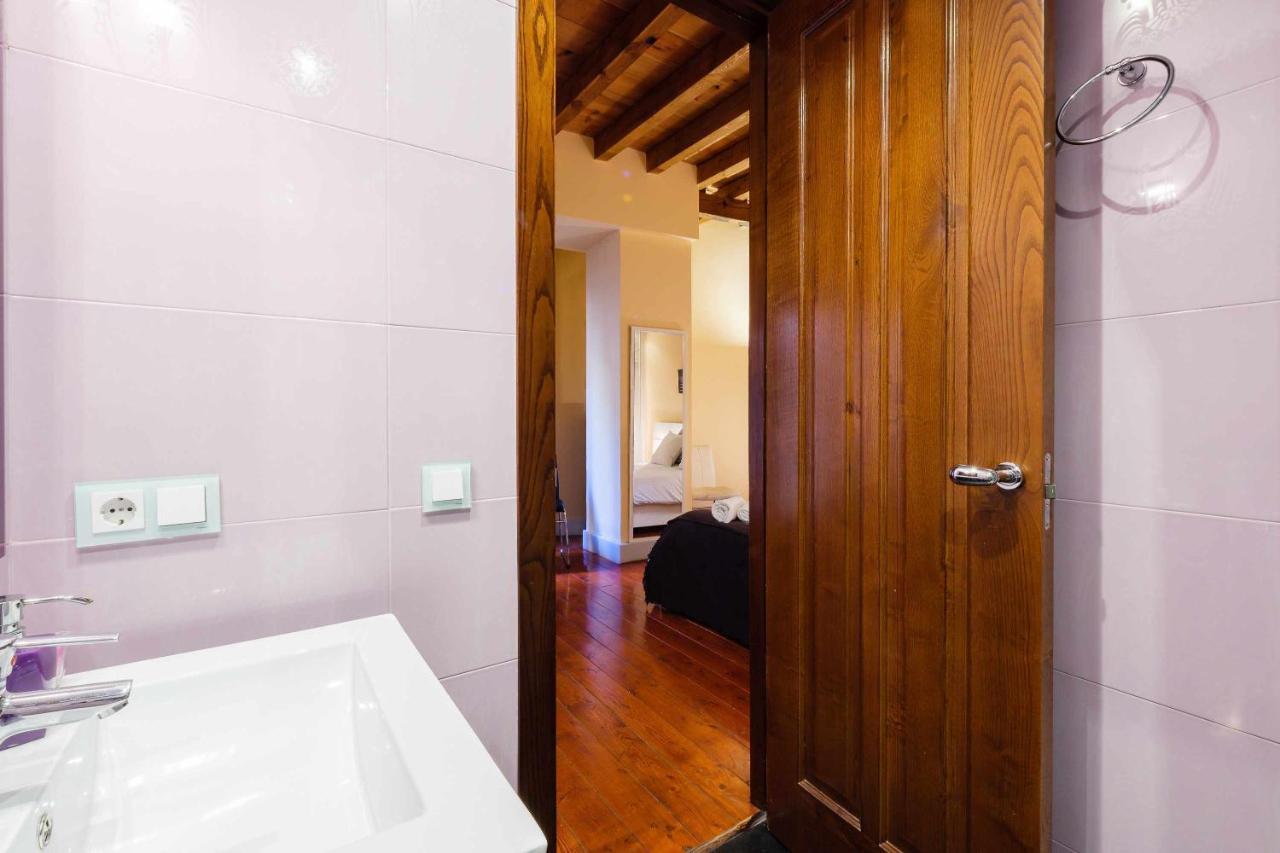 Apartamento Con Patio Junto A La Catedral By Toledo Ap Exterior foto